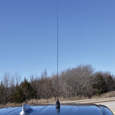 Browning® 200-Watt Pretuned Wide-Band 144 MHz to 174 MHz 2.4-dBd-Gain VHF Black Antenna with NMO Mounting