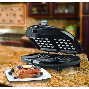 Brentwood® Nonstick Dual Waffle Maker (Black)