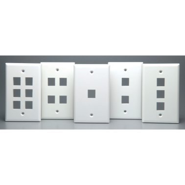 DataComm Electronics Multi-Port Standard-Size White Keystone Wall Plate (4 Port)